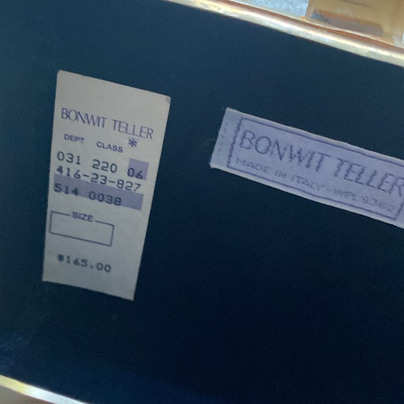 👠Elegant Bonwit Teller hard shell bag - Picture 3 of 13